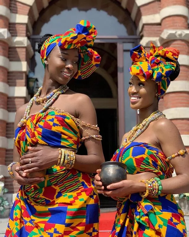 traditional dress for women around the world